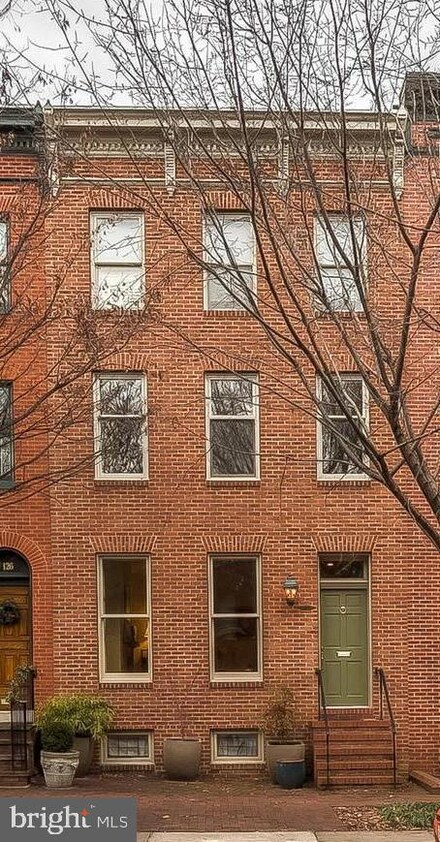 124 W Lee St, Baltimore, MD 21201