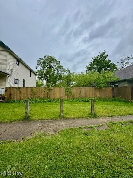 6001 Wakefield Ave, Cleveland, OH 44102