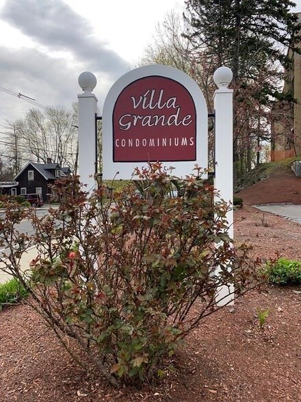 159 Franklin St Unit B2, Stoneham, MA 02180