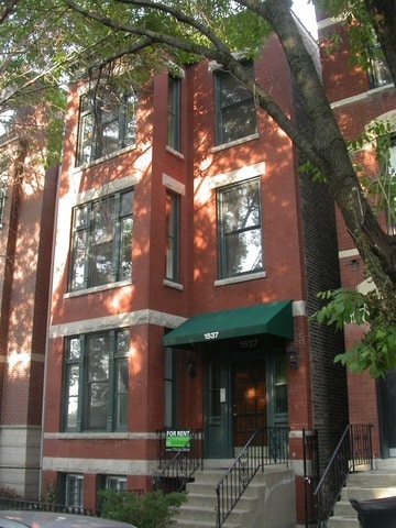 1537 N North Park Ave Unit 2, Chicago, IL 60610