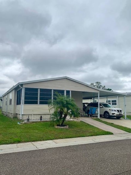 6162 Spring Lake Cir, Zephyrhills, FL 33540