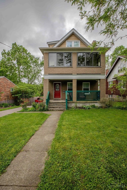 1639 Robinson Cir, Cincinnati, OH 45223