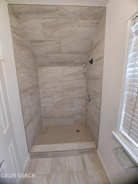 226 E Tunnell St, Santa Maria, CA 93454