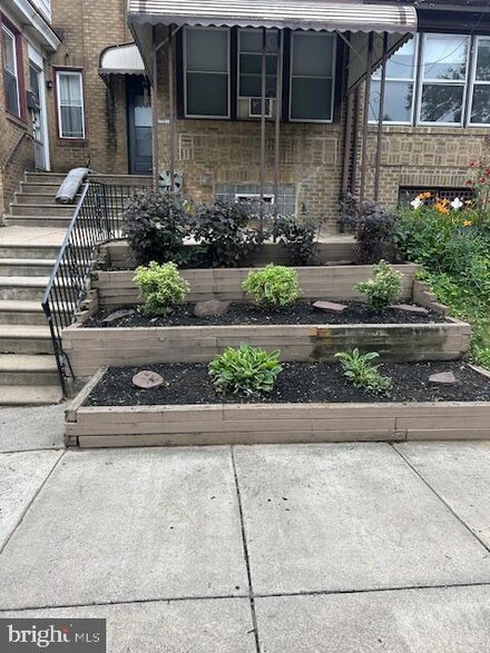 3420 Englewood St, Philadelphia, PA 19149