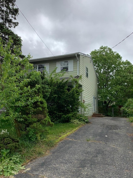 806 Union Ave, Lakehurst, NJ 08733