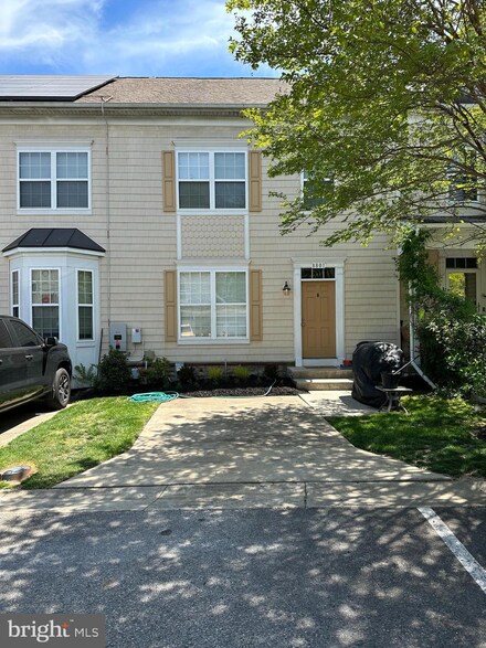 8801 Buckingham Ct, North Beach, MD 20714