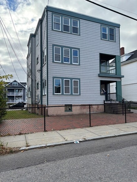 61 Waverly St Unit 1, Brighton, MA 02135