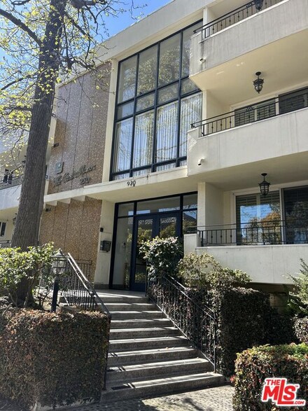 930 3rd St Unit 307, Santa Monica, CA 90403