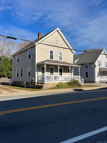 17 Roosevelt Ave, Mystic, CT 06355