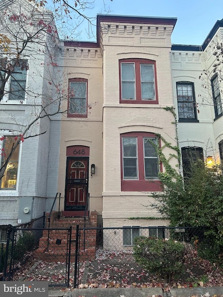 648 E St NE, Washington, DC 20002
