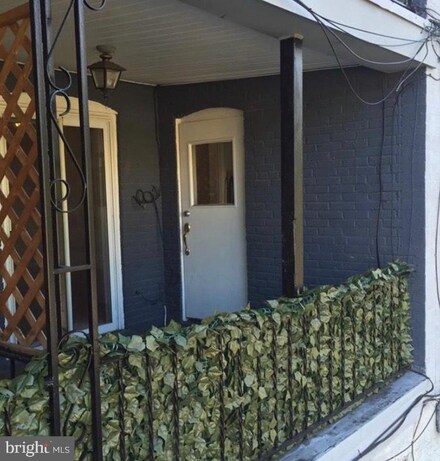 1001 Andrews Ave, Darby, PA 19023