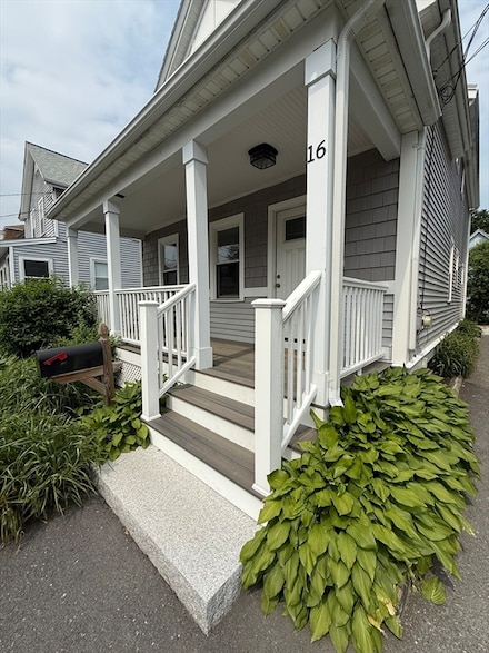16 Church St, Natick, MA 01760