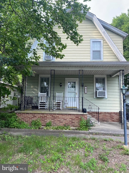 248 W Centre St, Woodbury, NJ 08096
