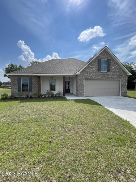 235 Weaver Way, Maurice, LA 70555