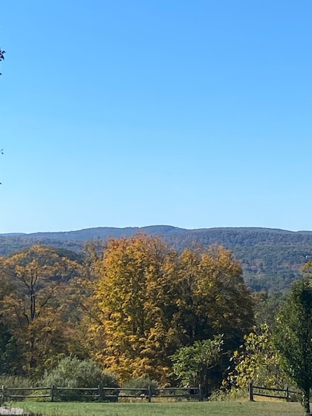 7 Kiara Ct, New Milford, CT 06776