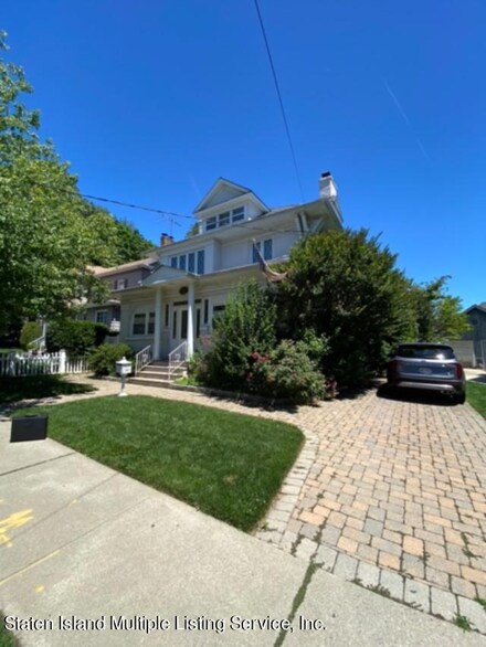 37 Seaview Ave, Staten Island, NY 10304