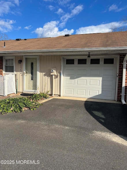 1236B Hamilton Ct, Lakewood, NJ 08701