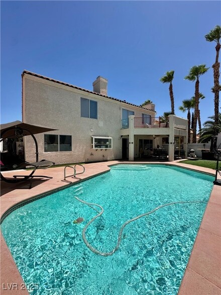 2713 Monrovia Dr, Las Vegas, NV 89117