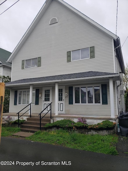 212 S Decker Ct, Scranton, PA 18504