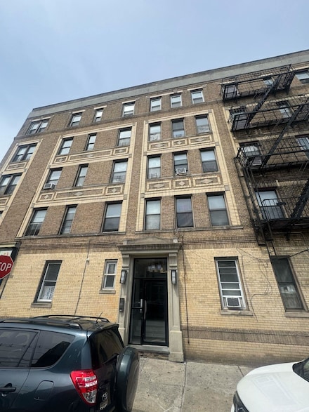 5801 Palisade Ave Unit 16, West New York, NJ 07093
