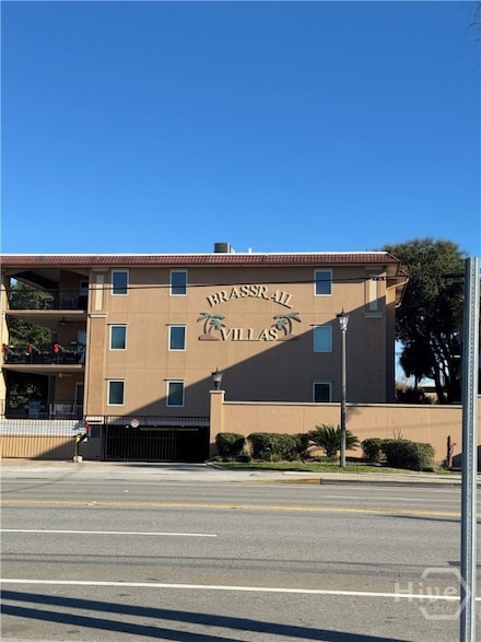 3 15th St Unit 208, Tybee Island, GA 31328