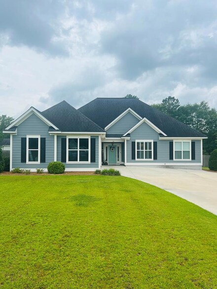 125 Lost Creek Ln, Thomasville, GA 31757