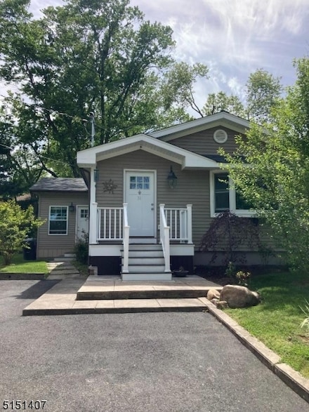 51 Pine Blvd, Cedar Knolls, NJ 07927
