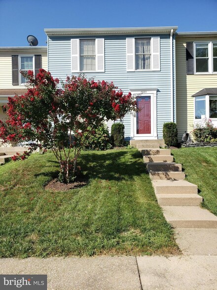 7665 Wolford Way, Lorton, VA 22079