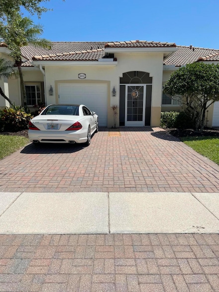 9922 Galleon Dr, West Palm Beach, FL 33411