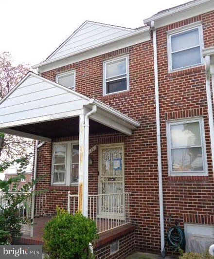 1335 N Ellwood Ave, Baltimore, MD 21213