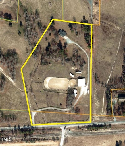 7027 Old 421 Rd, Liberty, NC 27298