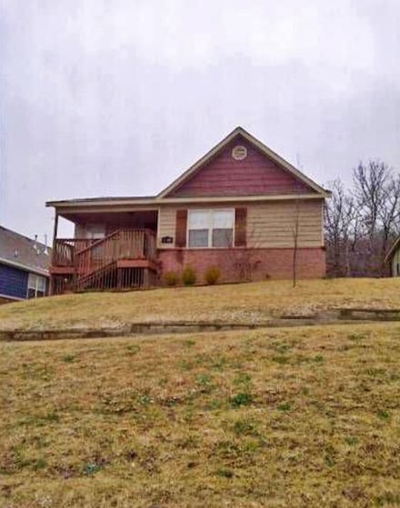 2904 W Old Farmington Rd, Fayetteville, AR 72704