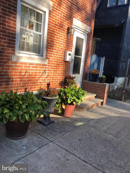 1445 E Montgomery Ave, Philadelphia, PA 19125