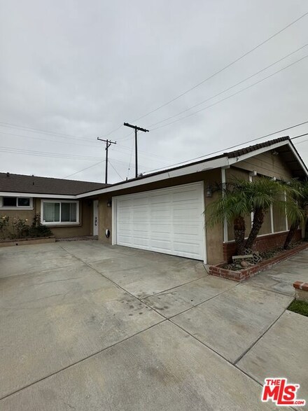 6402 Anthony Ave, Garden Grove, CA 92845