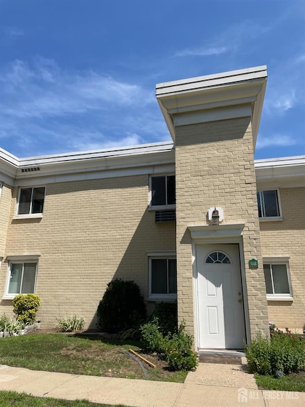 13 Lake Ave Unit 6B, East Brunswick, NJ 08816