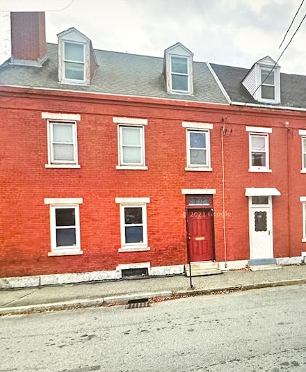 129 Cabot St, Lowell, MA 01854