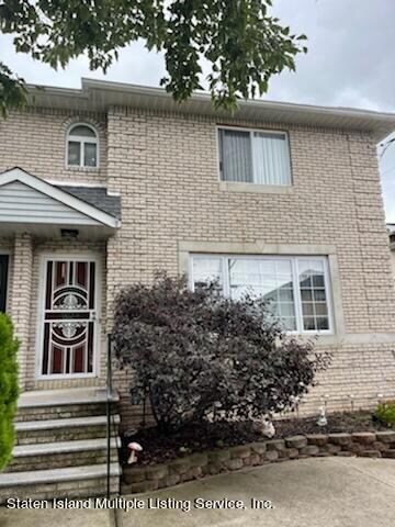 305 Great Kills Rd, Staten Island, NY 10308