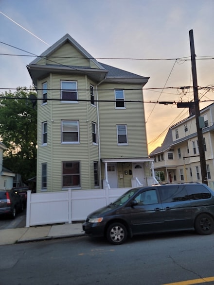 518-520 Hampshire St, Lawrence, MA 01841