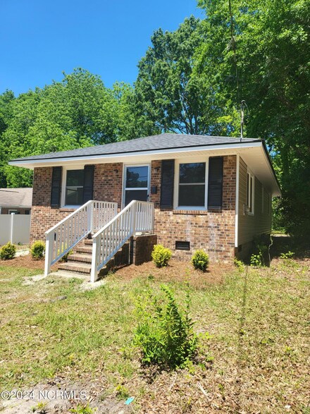 916 Long Ave, Rocky Mount, NC 27801