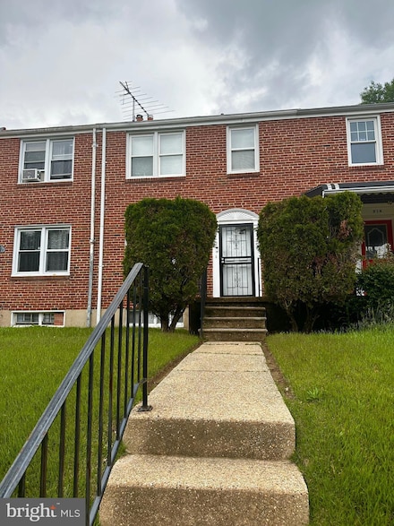 912 Evesham Ave, Baltimore, MD 21212