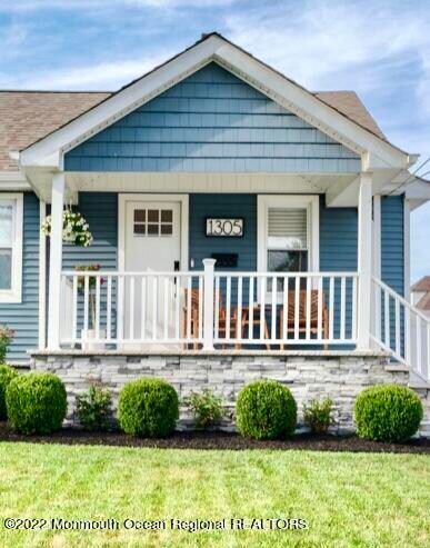 1305 6th Ave, Neptune, NJ 07753