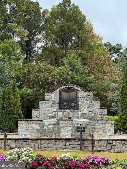 805 Crestwell Cir SW, Atlanta, GA 30331