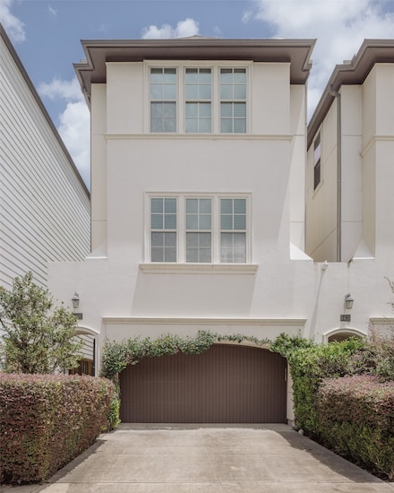 1207 W 25th St, Houston, TX 77008