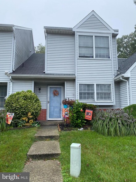 121 Westchester Dr, Little Egg Harbor Township, NJ 08087