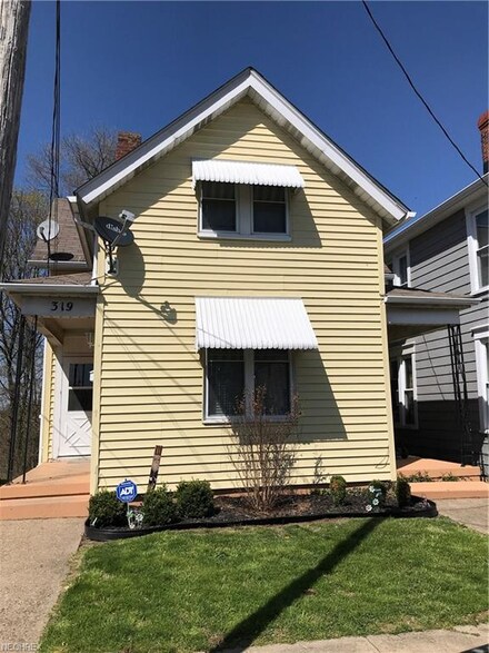 319 W Church St, Barnesville, OH 43713