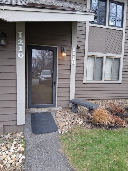 1110 Forbes Ln, Hidden Valley, PA 15502