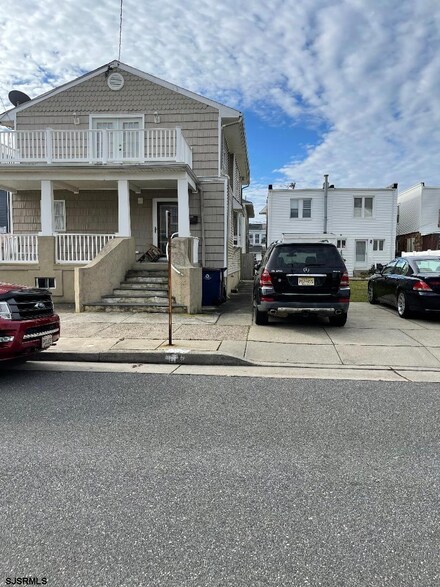 126 N Princeton Ave, Ventnor City, NJ 08406