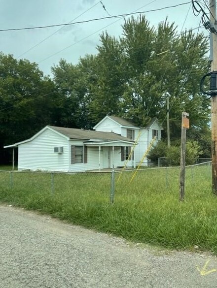 1101 N Pocola Blvd, Pocola, OK 74902