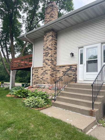 12232 Oak Leaf Cir, Burnsville, MN 55337