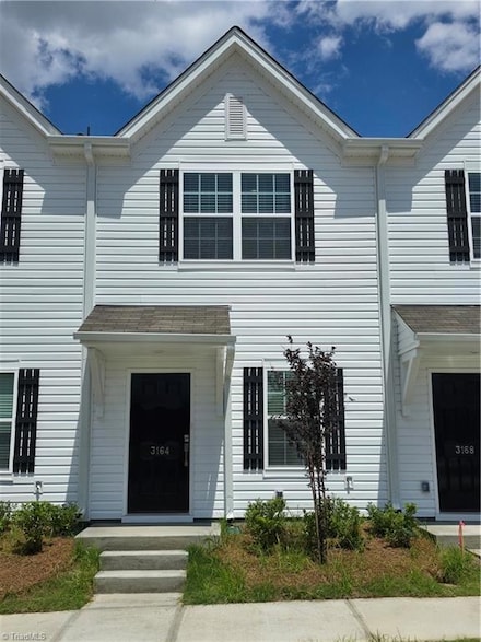 3164 Fall Hills Dr, Winston-Salem, NC 27103